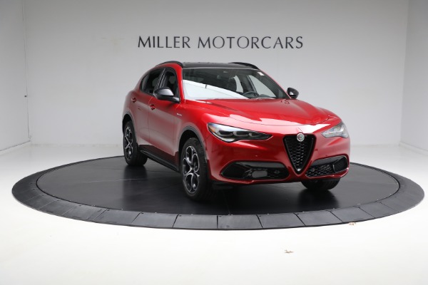 New 2024 Alfa Romeo Stelvio Veloce for sale $58,420 at Rolls-Royce Motor Cars Greenwich in Greenwich CT 06830 17