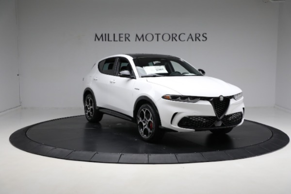New 2024 Alfa Romeo Tonale Veloce for sale Sold at Rolls-Royce Motor Cars Greenwich in Greenwich CT 06830 21