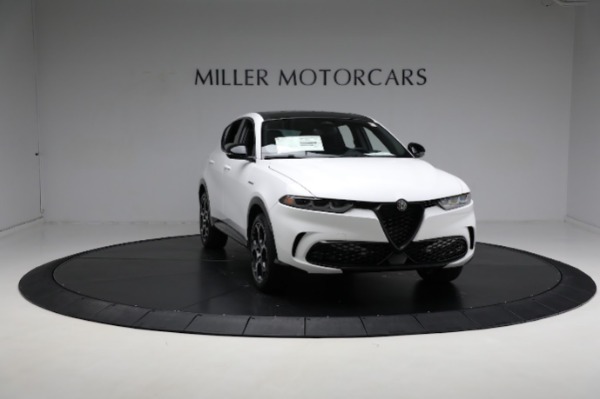 New 2024 Alfa Romeo Tonale Veloce for sale Sold at Rolls-Royce Motor Cars Greenwich in Greenwich CT 06830 22