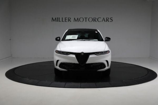 New 2024 Alfa Romeo Tonale Veloce for sale Sold at Rolls-Royce Motor Cars Greenwich in Greenwich CT 06830 23