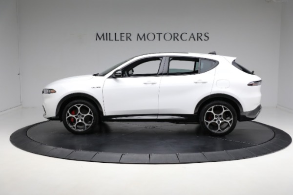 New 2024 Alfa Romeo Tonale Veloce for sale Sold at Rolls-Royce Motor Cars Greenwich in Greenwich CT 06830 4