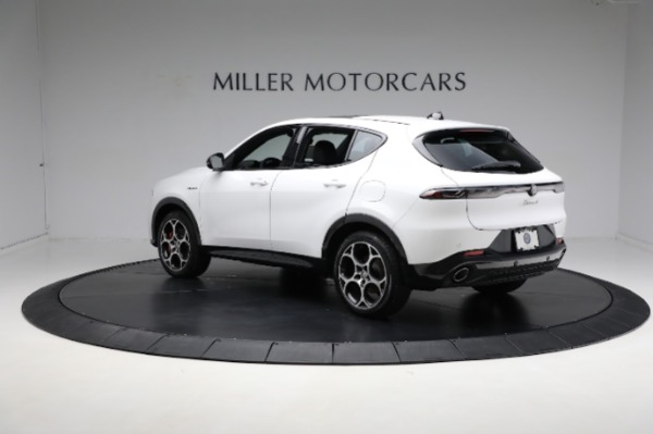 New 2024 Alfa Romeo Tonale Veloce for sale Sold at Rolls-Royce Motor Cars Greenwich in Greenwich CT 06830 7
