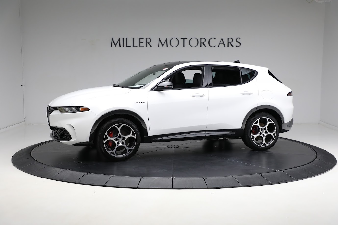 New 2024 Alfa Romeo Tonale Veloce for sale Sold at Rolls-Royce Motor Cars Greenwich in Greenwich CT 06830 1