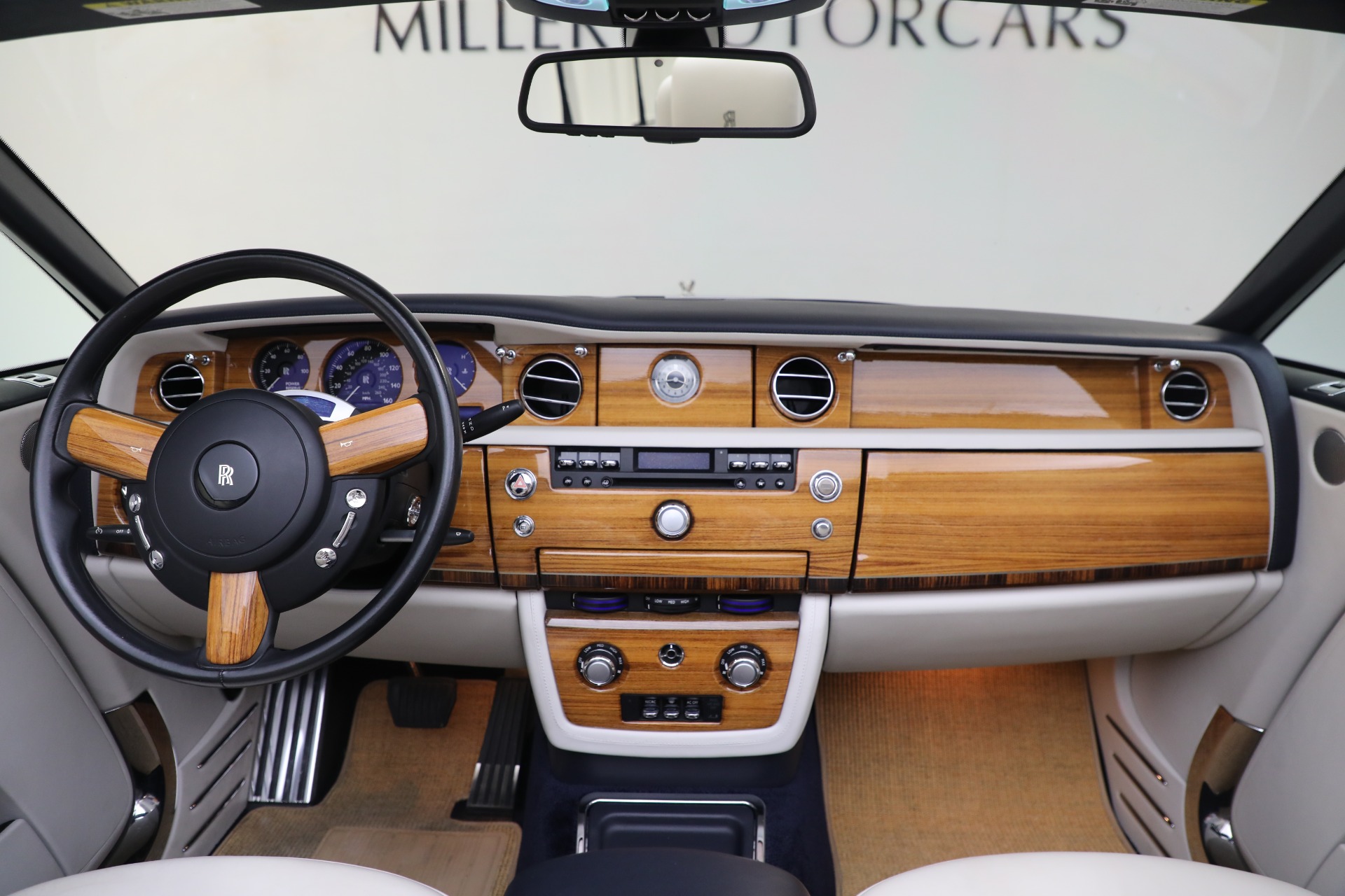 pre-owned-2010-rolls-royce-phantom-drophead-coupe-for-sale-special