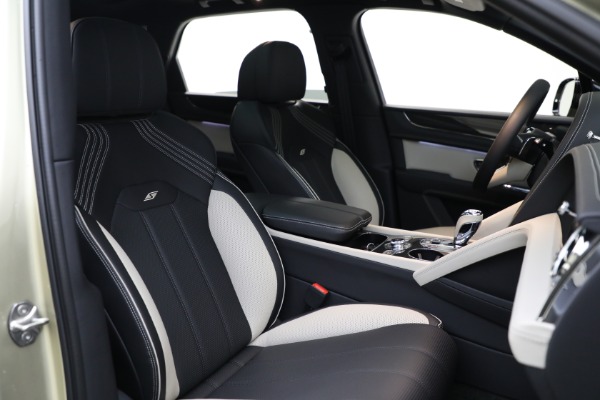 New 2023 Bentley Bentayga S V8 for sale Sold at Rolls-Royce Motor Cars Greenwich in Greenwich CT 06830 21