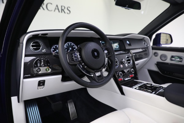 Used 2023 Rolls-Royce Black Badge Cullinan for sale Sold at Rolls-Royce Motor Cars Greenwich in Greenwich CT 06830 17