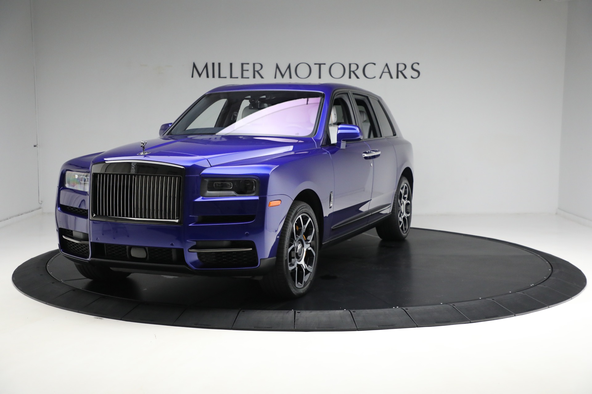 Used 2023 Rolls-Royce Black Badge Cullinan for sale $419,900 at Rolls-Royce Motor Cars Greenwich in Greenwich CT 06830 1