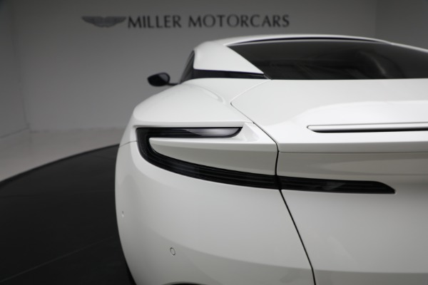 Used 2018 Aston Martin DB11 V8 for sale Sold at Rolls-Royce Motor Cars Greenwich in Greenwich CT 06830 23