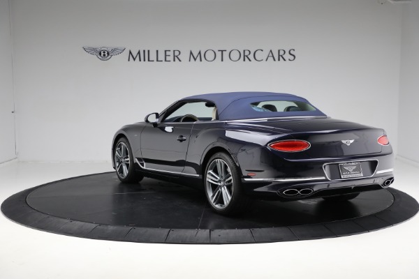 Used 2022 Bentley Continental GTC V8 for sale $239,900 at Rolls-Royce Motor Cars Greenwich in Greenwich CT 06830 17