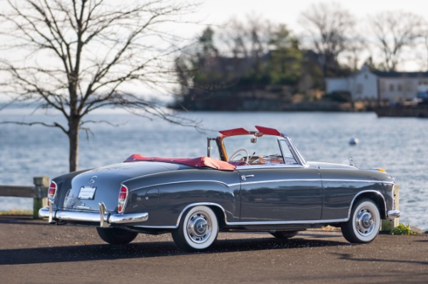 Used 1959 Mercedes Benz 220 S Ponton Cabriolet for sale $229,900 at Rolls-Royce Motor Cars Greenwich in Greenwich CT 06830 10