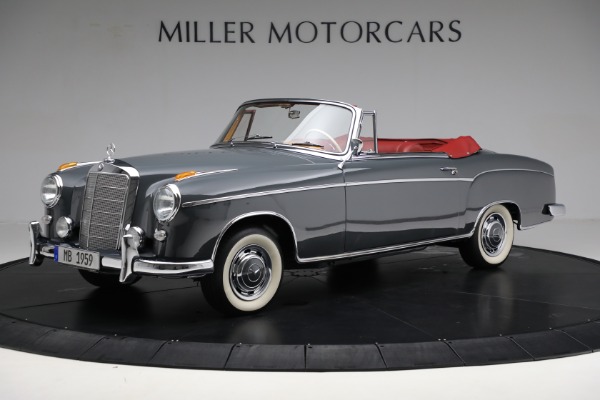 Used 1959 Mercedes Benz 220 S Ponton Cabriolet for sale $229,900 at Rolls-Royce Motor Cars Greenwich in Greenwich CT 06830 2