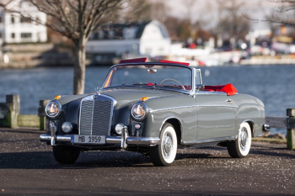 Used 1959 Mercedes Benz 220 S Ponton Cabriolet for sale $229,900 at Rolls-Royce Motor Cars Greenwich in Greenwich CT 06830 2