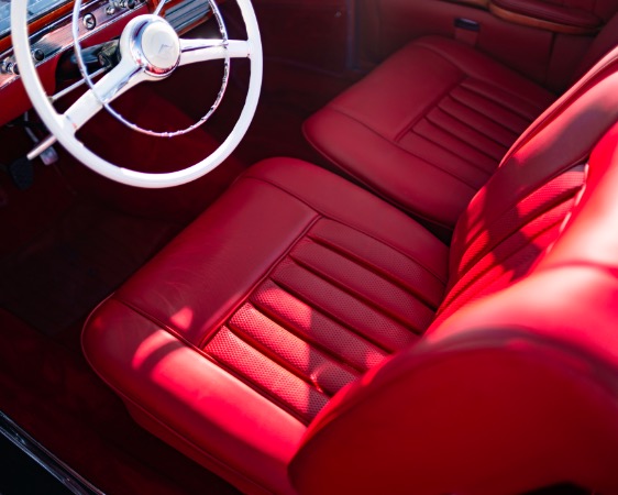 Used 1959 Mercedes-Benz 220 S Ponton Cabriolet for sale $189,900 at Rolls-Royce Motor Cars Greenwich in Greenwich CT 06830 20