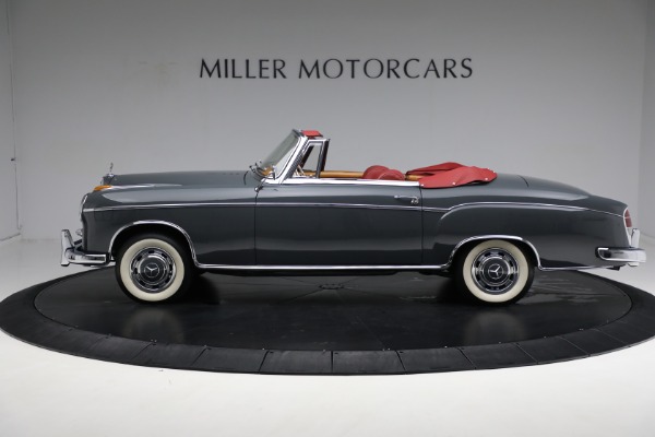 Used 1959 Mercedes Benz 220 S Ponton Cabriolet for sale $229,900 at Rolls-Royce Motor Cars Greenwich in Greenwich CT 06830 3