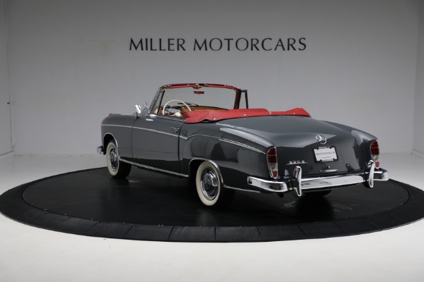 Used 1959 Mercedes Benz 220 S Ponton Cabriolet for sale $229,900 at Rolls-Royce Motor Cars Greenwich in Greenwich CT 06830 5