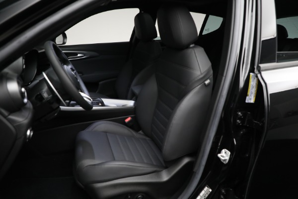 New 2024 Alfa Romeo Tonale Ti for sale Sold at Rolls-Royce Motor Cars Greenwich in Greenwich CT 06830 28