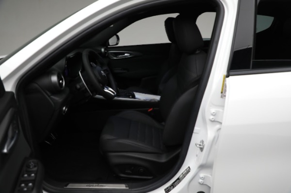 New 2024 Alfa Romeo Tonale Veloce for sale Sold at Rolls-Royce Motor Cars Greenwich in Greenwich CT 06830 19