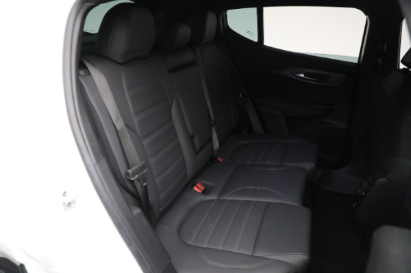New 2024 Alfa Romeo Tonale Veloce for sale Sold at Rolls-Royce Motor Cars Greenwich in Greenwich CT 06830 23