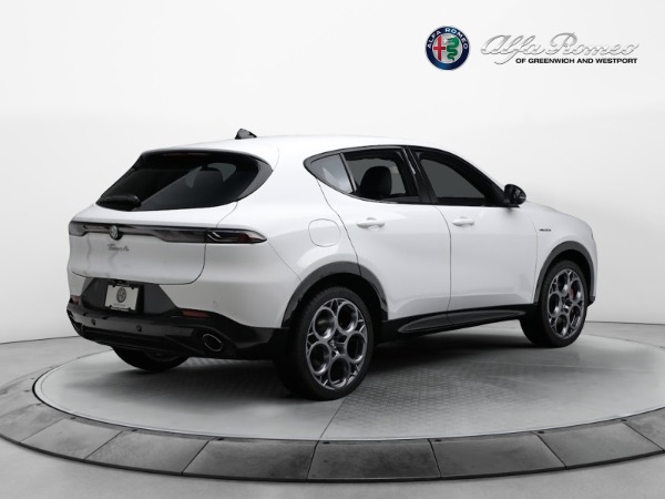 New 2024 Alfa Romeo Tonale Veloce for sale Sold at Rolls-Royce Motor Cars Greenwich in Greenwich CT 06830 28