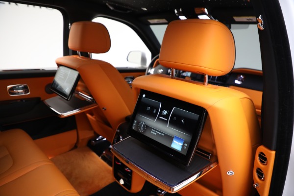 Used 2022 Rolls-Royce Cullinan for sale Sold at Rolls-Royce Motor Cars Greenwich in Greenwich CT 06830 24