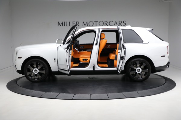 Used 2022 Rolls-Royce Cullinan for sale $345,900 at Rolls-Royce Motor Cars Greenwich in Greenwich CT 06830 5