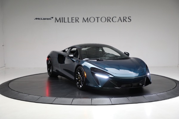 New 2023 McLaren Artura TechLux for sale Sold at Rolls-Royce Motor Cars Greenwich in Greenwich CT 06830 11