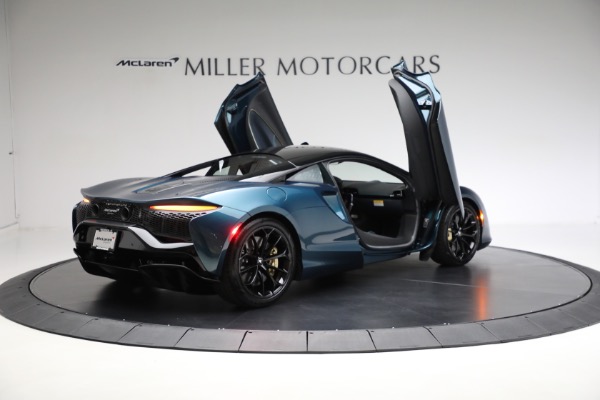 New 2023 McLaren Artura TechLux for sale Sold at Rolls-Royce Motor Cars Greenwich in Greenwich CT 06830 16