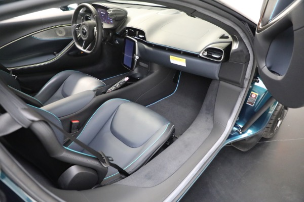 New 2023 McLaren Artura TechLux for sale Sold at Rolls-Royce Motor Cars Greenwich in Greenwich CT 06830 24