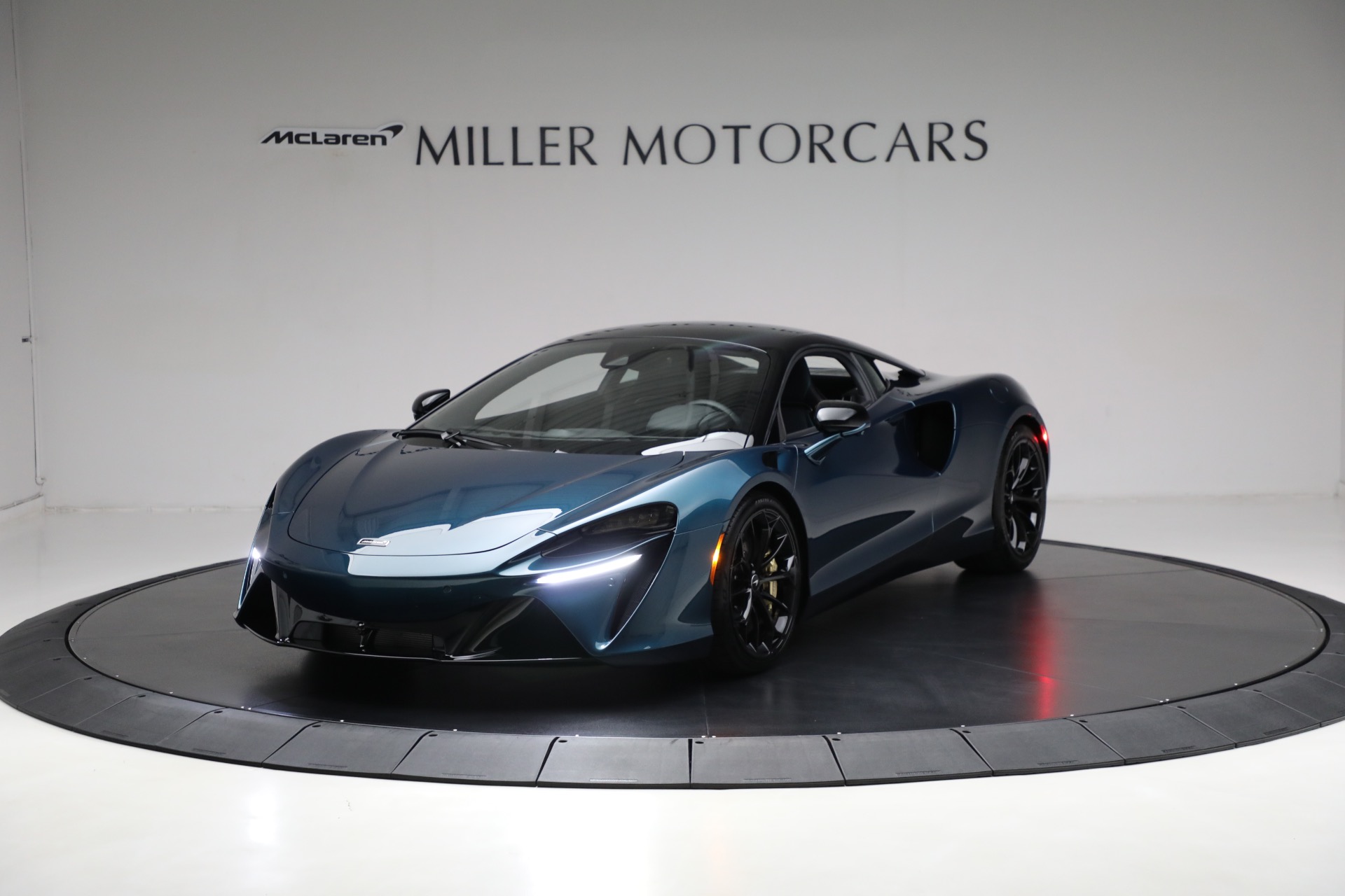 New 2023 McLaren Artura TechLux for sale Sold at Rolls-Royce Motor Cars Greenwich in Greenwich CT 06830 1