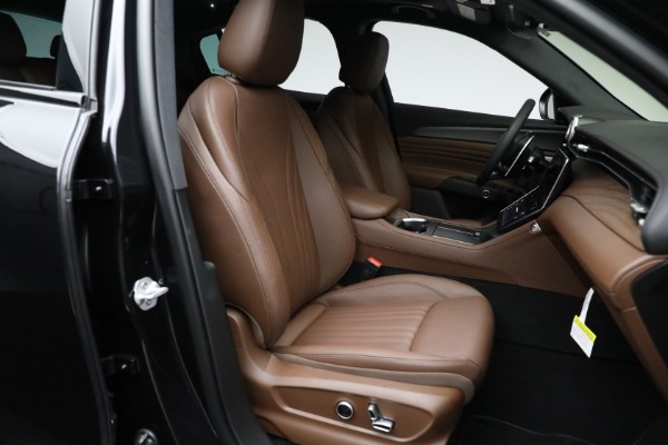 New 2024 Maserati Grecale GT for sale Sold at Rolls-Royce Motor Cars Greenwich in Greenwich CT 06830 22