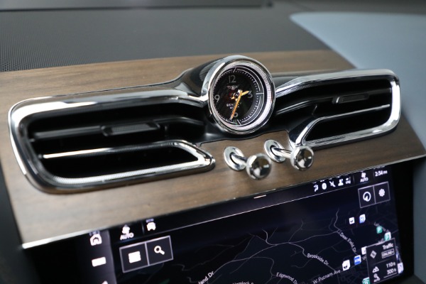 New 2024 Bentley Bentayga V8 for sale Sold at Rolls-Royce Motor Cars Greenwich in Greenwich CT 06830 25