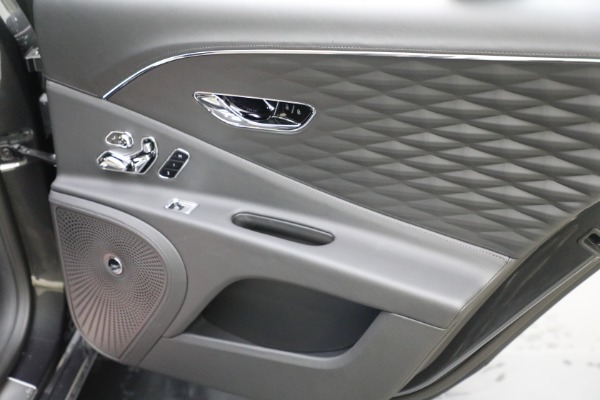 New 2024 Bentley Flying Spur Mulliner W12 for sale Sold at Rolls-Royce Motor Cars Greenwich in Greenwich CT 06830 25