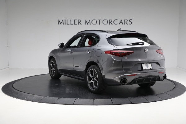 Used 2022 Alfa Romeo Stelvio Veloce for sale Sold at Rolls-Royce Motor Cars Greenwich in Greenwich CT 06830 10