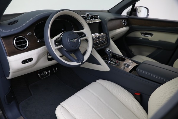 New 2024 Bentley Bentayga V8 for sale Sold at Rolls-Royce Motor Cars Greenwich in Greenwich CT 06830 17