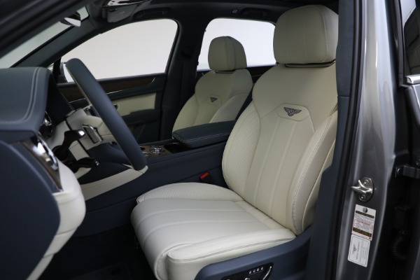 New 2024 Bentley Bentayga V8 for sale Sold at Rolls-Royce Motor Cars Greenwich in Greenwich CT 06830 19