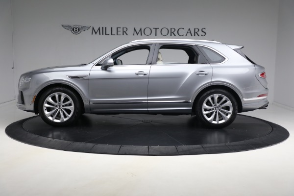 New 2024 Bentley Bentayga V8 for sale $234,190 at Rolls-Royce Motor Cars Greenwich in Greenwich CT 06830 4