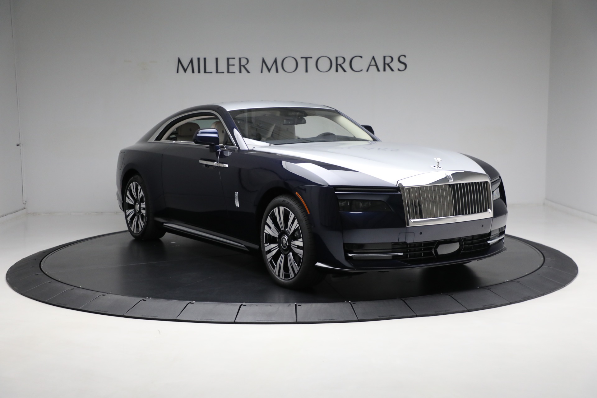 New 2024 Rolls-Royce Spectre for sale $516,950 at Rolls-Royce Motor Cars Greenwich in Greenwich CT 06830 13