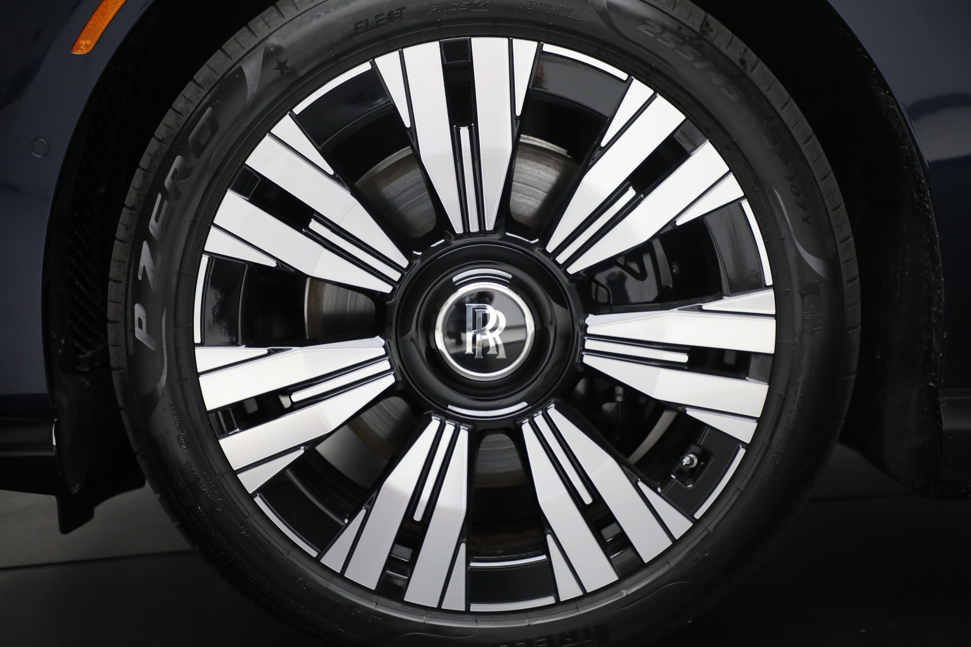 New 2024 Rolls-Royce Spectre for sale $516,950 at Rolls-Royce Motor Cars Greenwich in Greenwich CT 06830 15