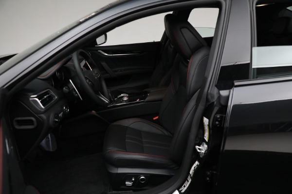New 2024 Maserati Ghibli Modena Ultima Q4 for sale Sold at Rolls-Royce Motor Cars Greenwich in Greenwich CT 06830 23
