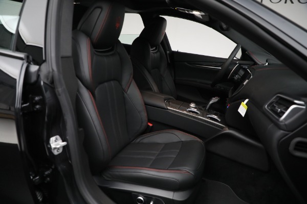 New 2024 Maserati Ghibli Modena Ultima Q4 for sale Sold at Rolls-Royce Motor Cars Greenwich in Greenwich CT 06830 28