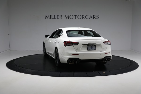New 2024 Maserati Ghibli Modena Ultima Q4 for sale Sold at Rolls-Royce Motor Cars Greenwich in Greenwich CT 06830 11