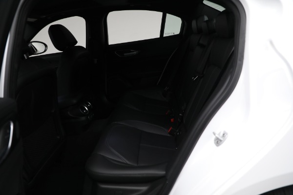 New 2024 Alfa Romeo Giulia Sprint for sale Sold at Rolls-Royce Motor Cars Greenwich in Greenwich CT 06830 26