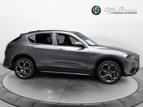 New 2024 Alfa Romeo Stelvio Veloce for sale $58,080 at Rolls-Royce Motor Cars Greenwich in Greenwich CT 06830 21