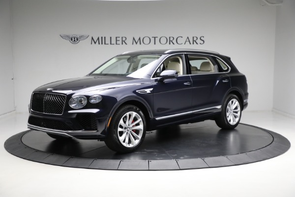 New 2024 Bentley Bentayga EWB V8 for sale $269,040 at Rolls-Royce Motor Cars Greenwich in Greenwich CT 06830 2