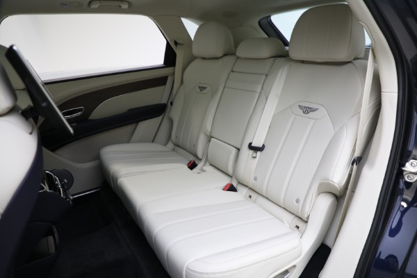 New 2024 Bentley Bentayga EWB V8 for sale $269,040 at Rolls-Royce Motor Cars Greenwich in Greenwich CT 06830 23