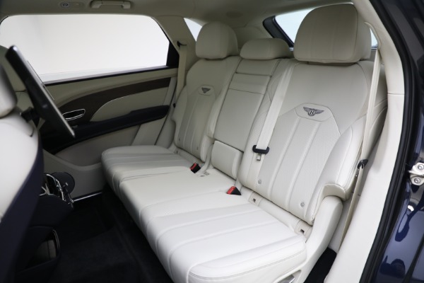 Used 2024 Bentley Bentayga EWB V8 for sale $204,900 at Rolls-Royce Motor Cars Greenwich in Greenwich CT 06830 23