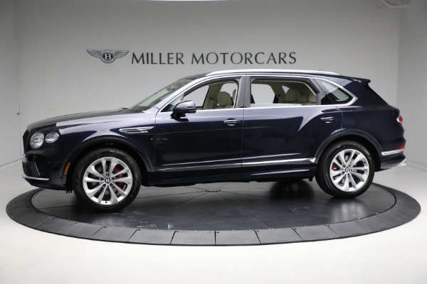 New 2024 Bentley Bentayga EWB V8 for sale $269,040 at Rolls-Royce Motor Cars Greenwich in Greenwich CT 06830 3