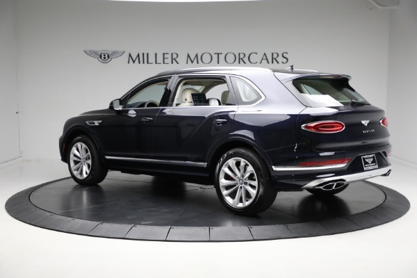 Used 2024 Bentley Bentayga EWB V8 for sale $204,900 at Rolls-Royce Motor Cars Greenwich in Greenwich CT 06830 6