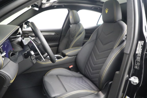 New 2024 Maserati Grecale Trofeo for sale Sold at Rolls-Royce Motor Cars Greenwich in Greenwich CT 06830 21