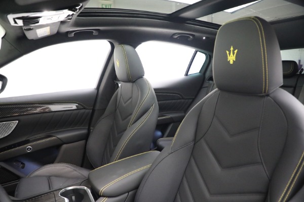 New 2024 Maserati Grecale Trofeo for sale Sold at Rolls-Royce Motor Cars Greenwich in Greenwich CT 06830 23